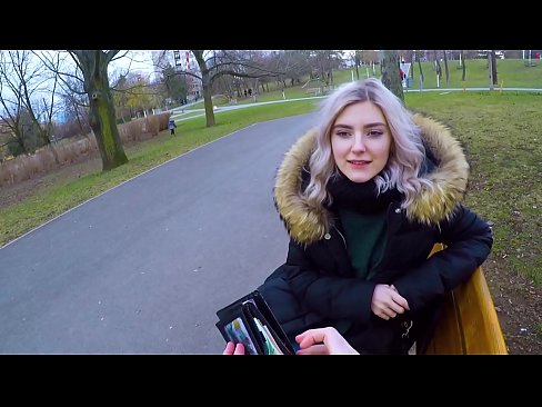 ❤️ Swallows ib tug neeg txawv lub kub cum rau nyiaj - blowjob nyob rau hauv lub tiaj ua si los ntawm Eva Elfie ❤  Porn video  ntawm hmn.teencumpot.ru%  ☑